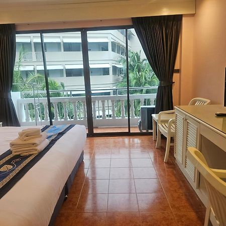 Patong Central Residence And Apartment Esterno foto