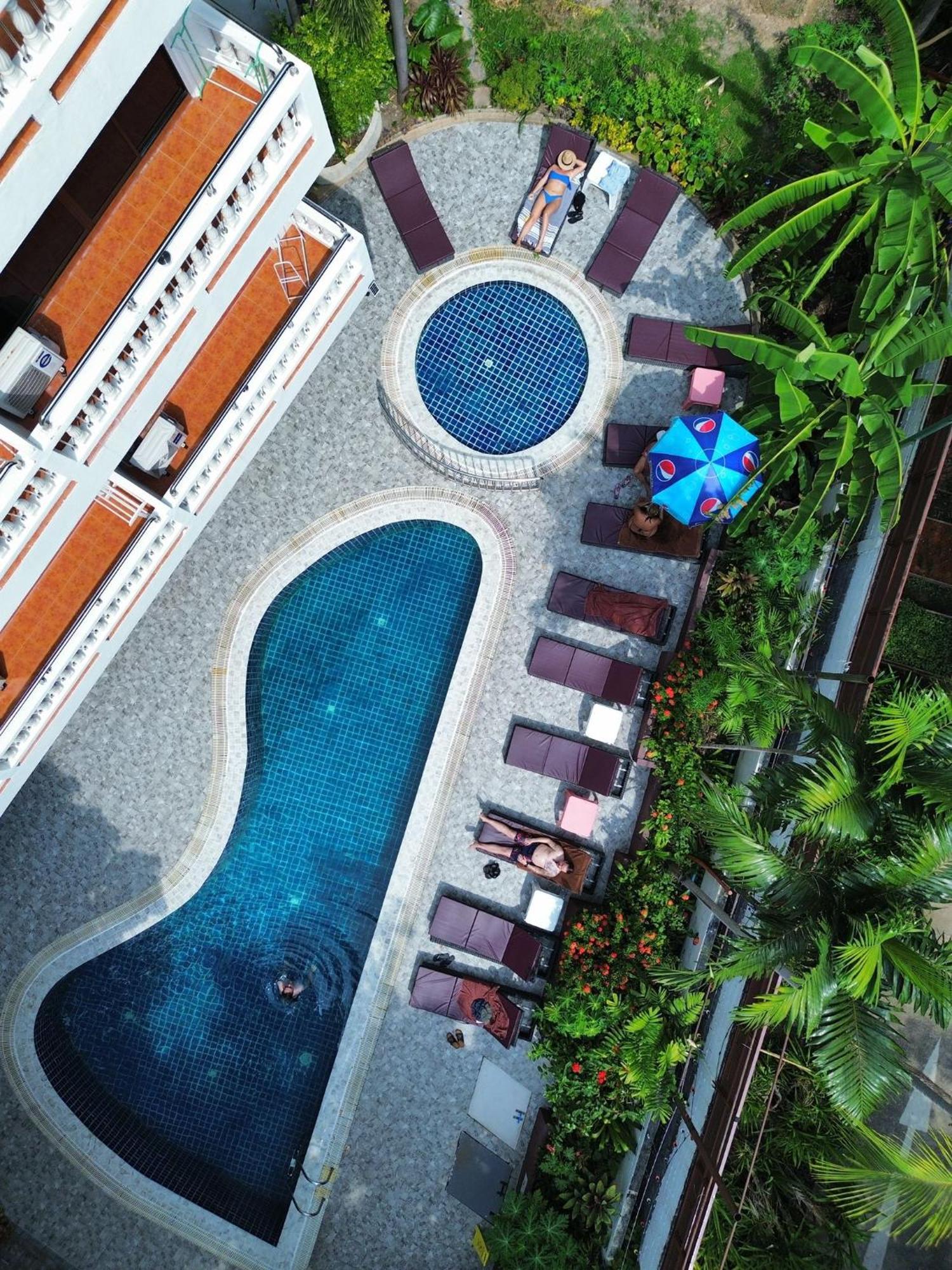 Patong Central Residence And Apartment Esterno foto