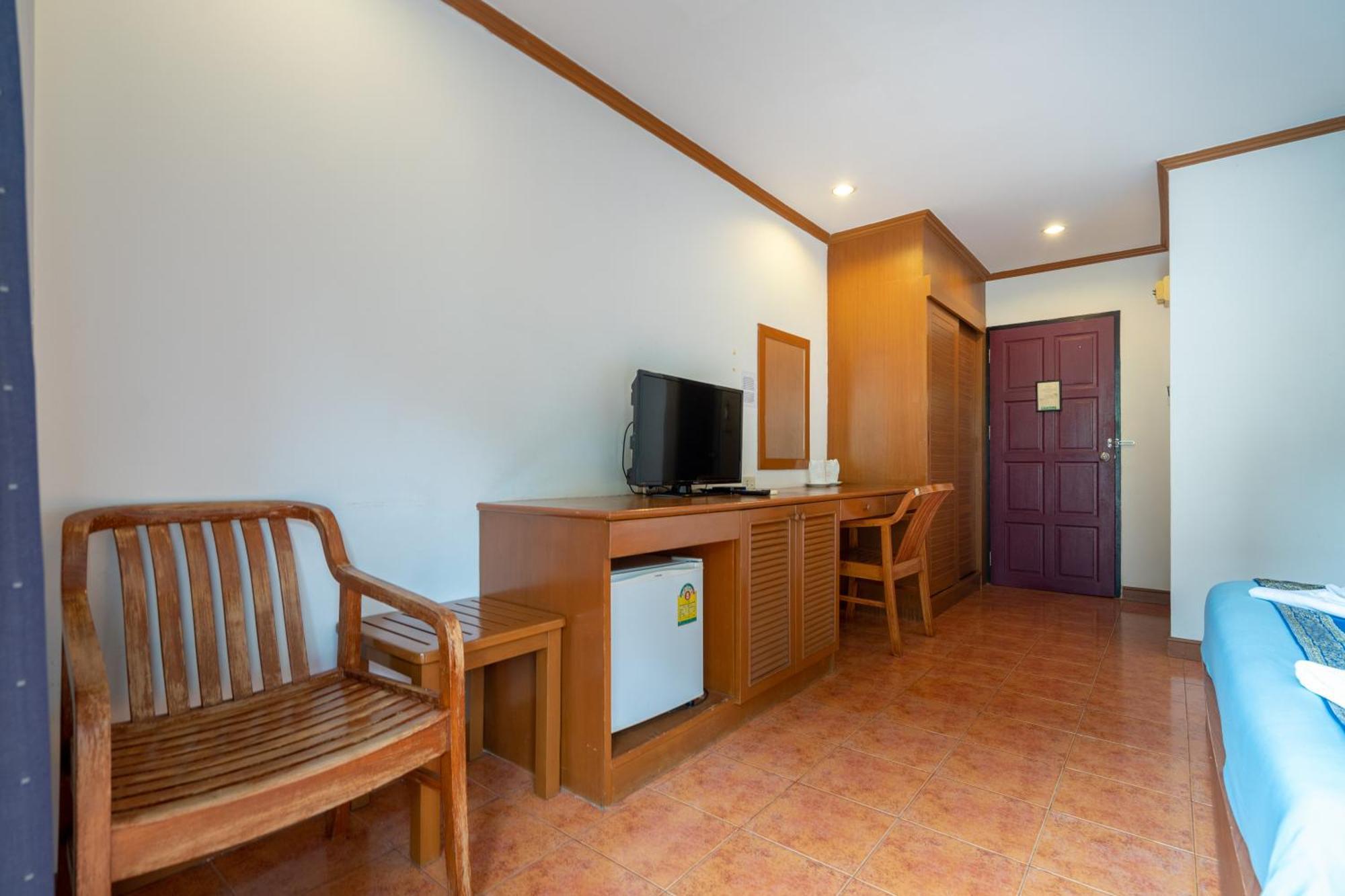 Patong Central Residence And Apartment Esterno foto