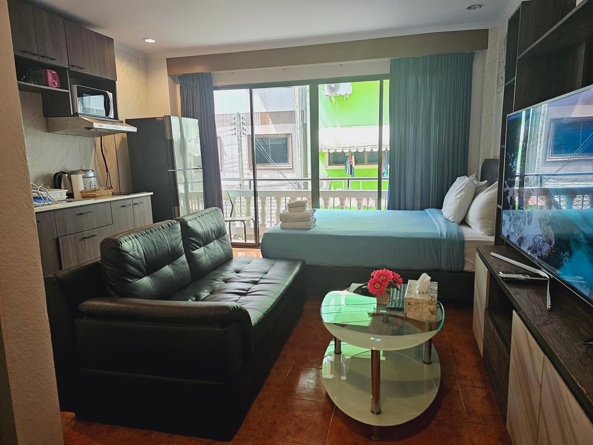 Patong Central Residence And Apartment Esterno foto