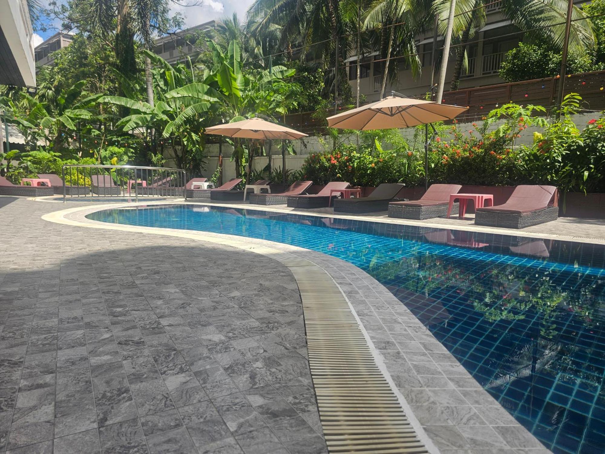 Patong Central Residence And Apartment Esterno foto